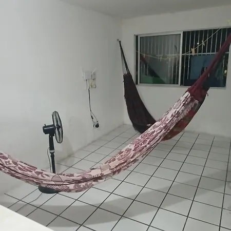 Com Cama Casal E Solteiro E Banheiro Privativo *
