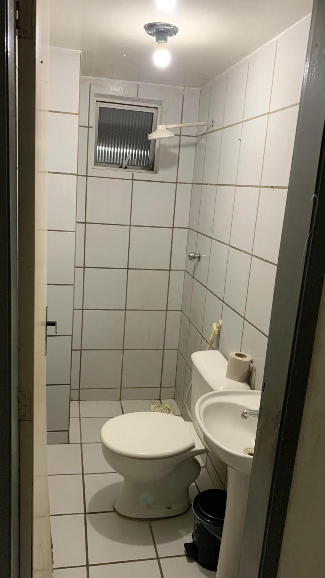 Com Cama Casal E Solteiro E Banheiro Privativo Apartamento *